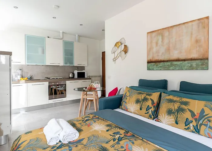 Patio & Parking - Self Check-in & Access 切尔诺比奥