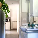 Patio & Parking - Self Check-in & Access Appartamento Cernobbio
