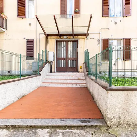 Patio & Parking - Self Check-in & Access Apartament
